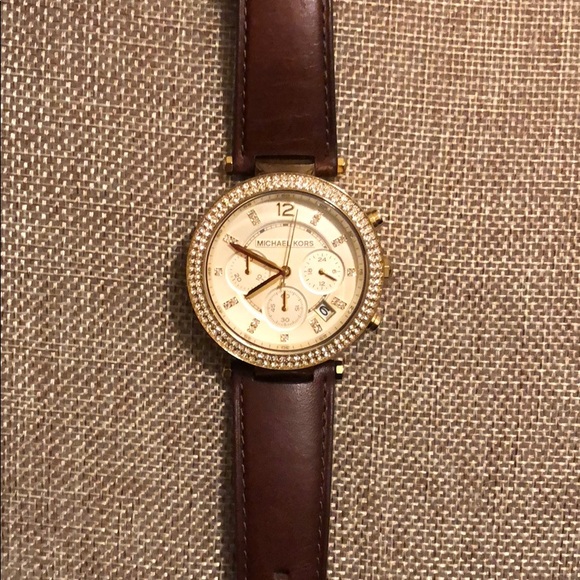 Michael Kors Leather Watch - Picture 1 of 4